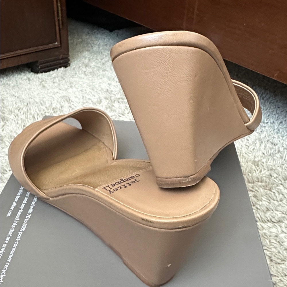 Jeffrey Campbell Nude Women's Mules - Picture 4 of 5